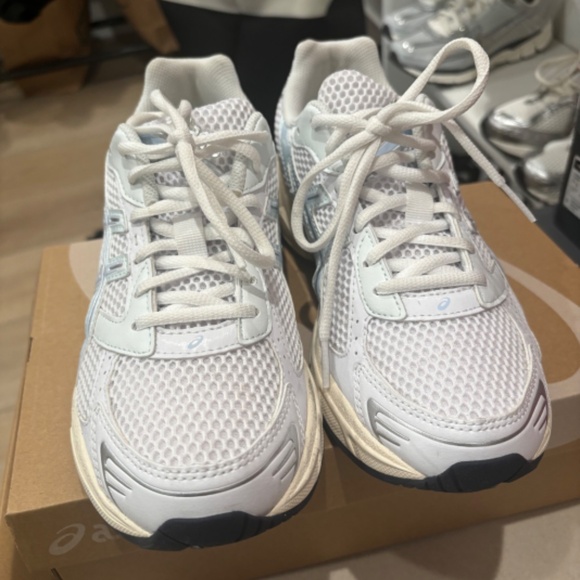 ASICS 1130 - Picture 5 of 5